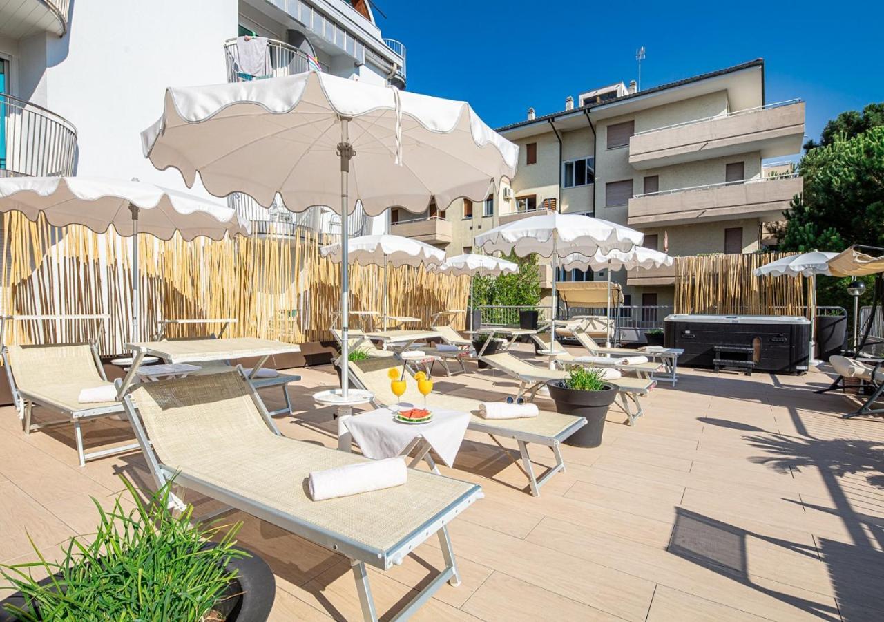 Park Hotel Lignano Sabbiadoro Luaran gambar